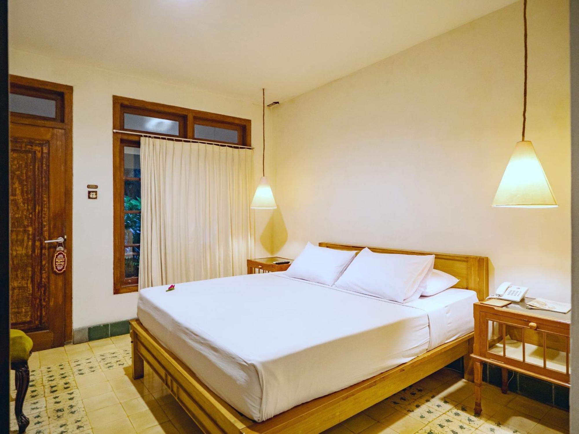 Hotel Tugu Blitar Εξωτερικό φωτογραφία