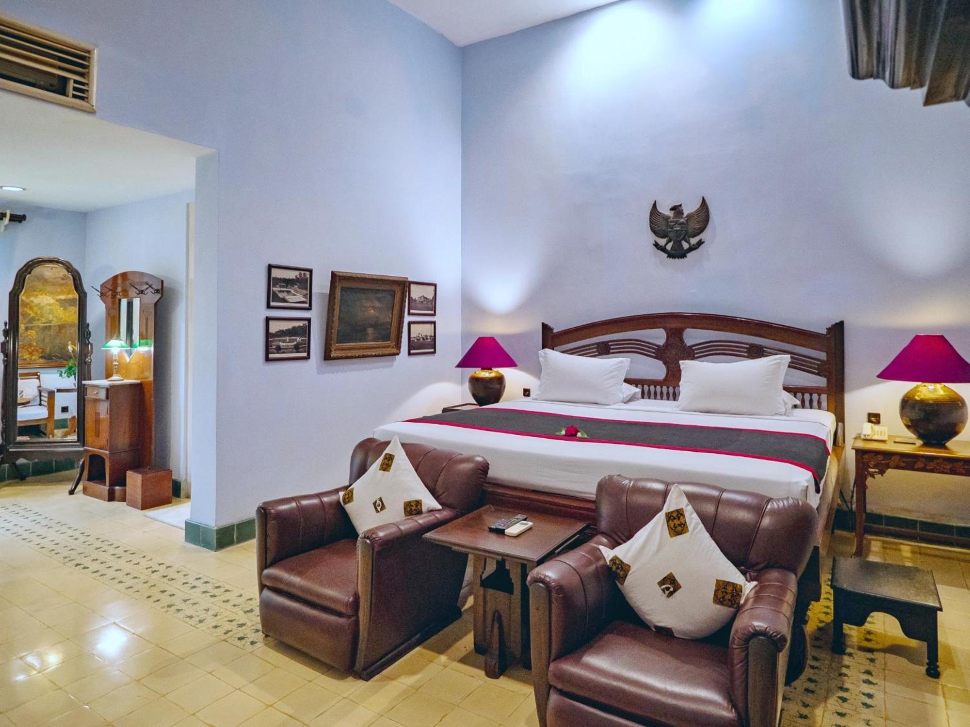 Hotel Tugu Blitar Εξωτερικό φωτογραφία