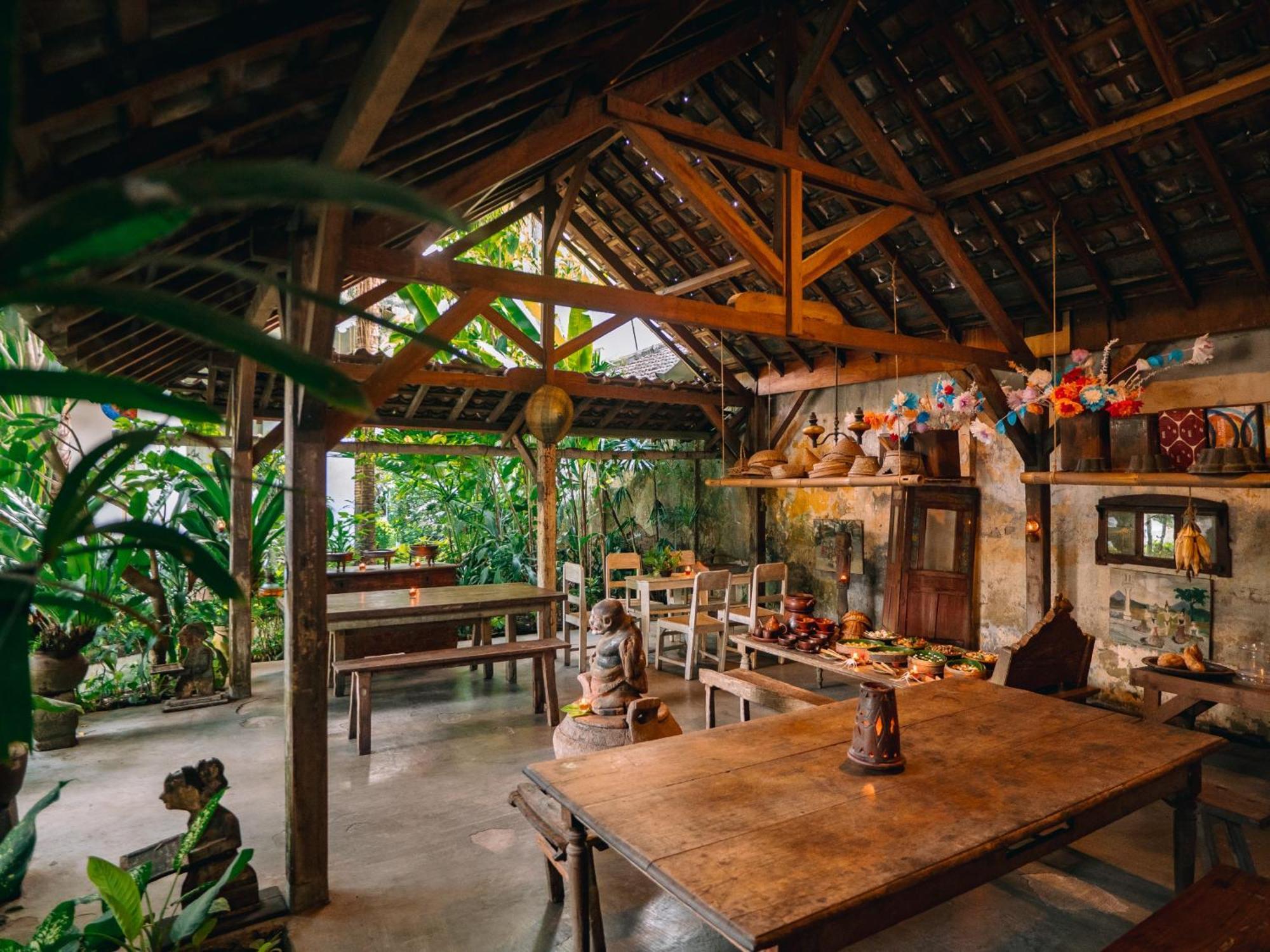 Hotel Tugu Blitar Εξωτερικό φωτογραφία