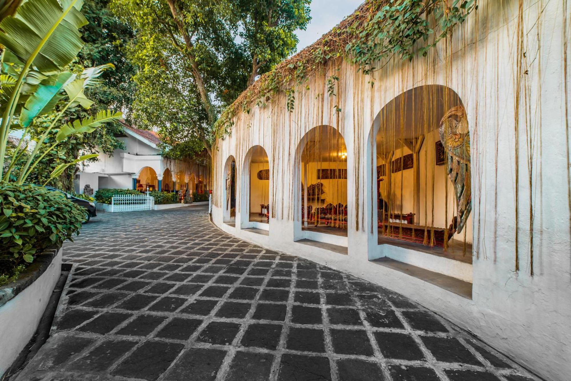 Hotel Tugu Blitar Εξωτερικό φωτογραφία