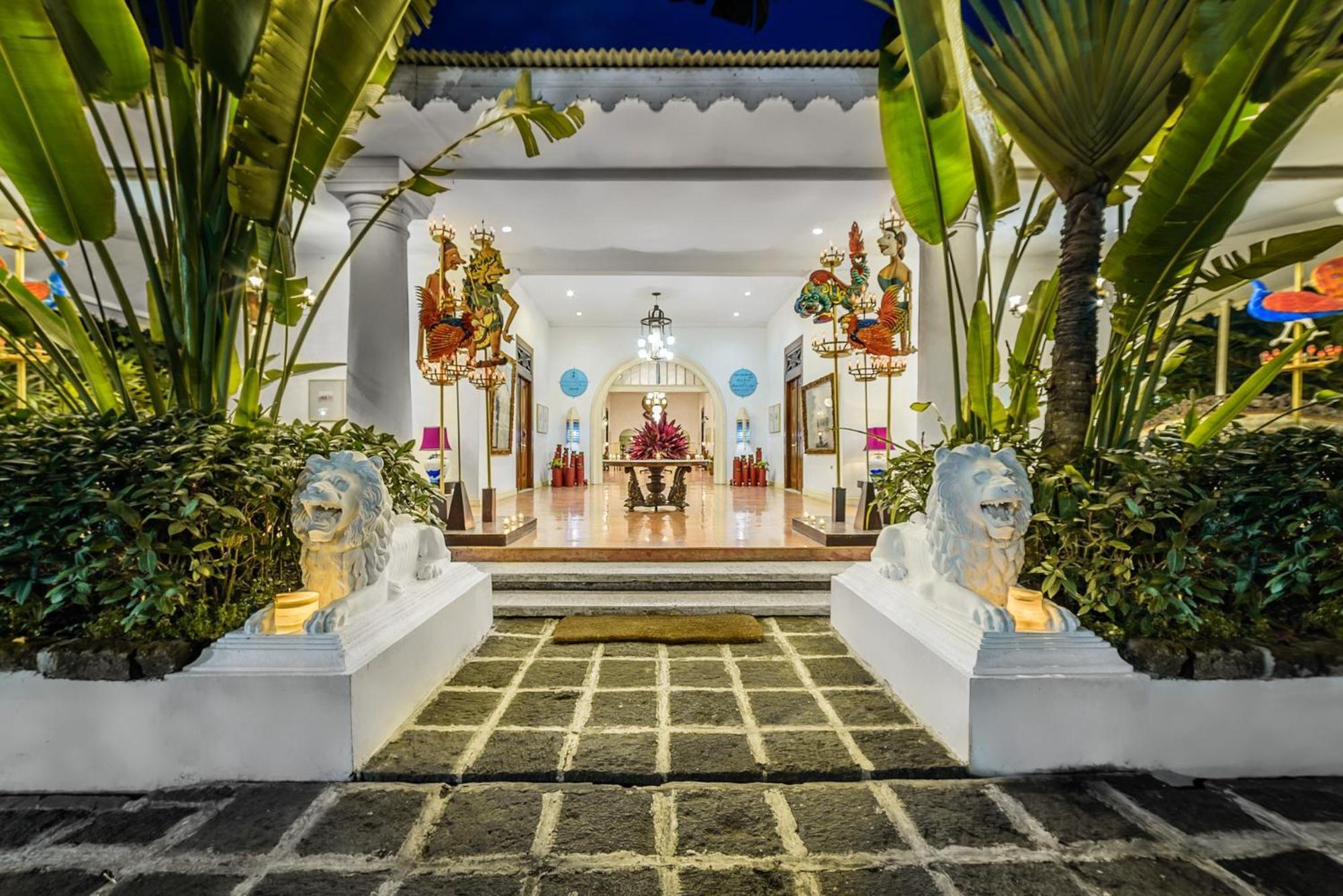 Hotel Tugu Blitar Εξωτερικό φωτογραφία